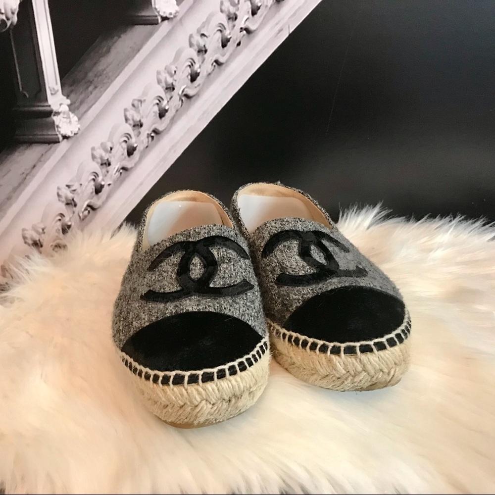 CHANEL Tweed Velvet CC Espadrilles 35 Grey Black with shoe bag